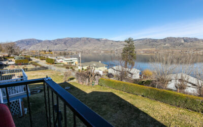 Large home with amazing lake view for sale in Osoyoos