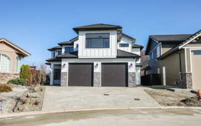18 CHARDONNAY CRT Brand New Lake View Home For Sale In Osoyoos