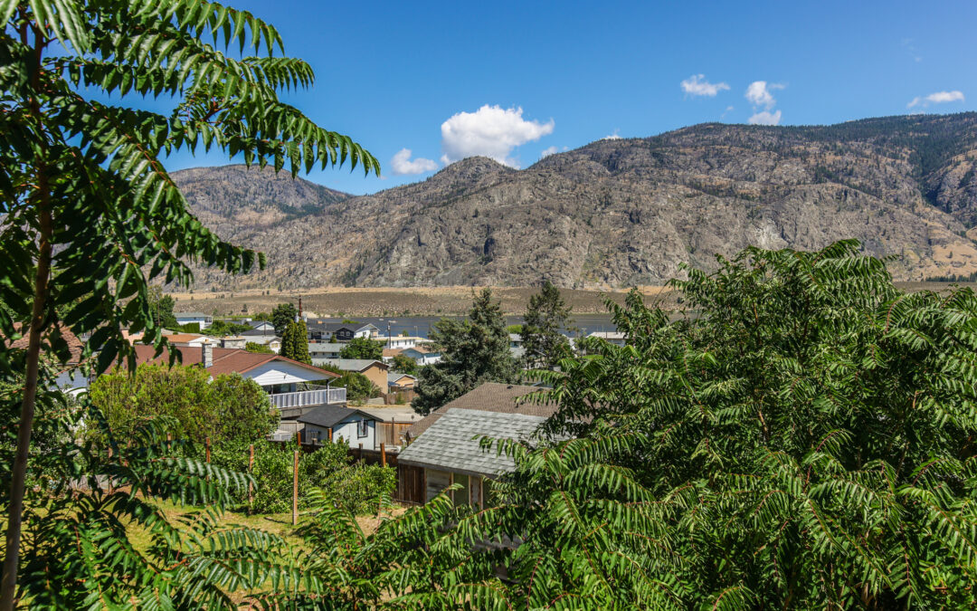 8011 87th St. Lake view home for sale in Osoyoos
